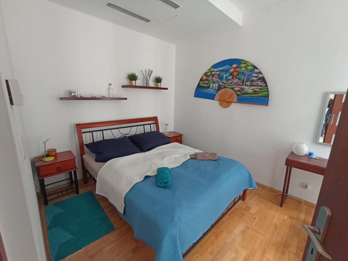 Apartament Wielopole 17 Krasków Eksteriør bilde